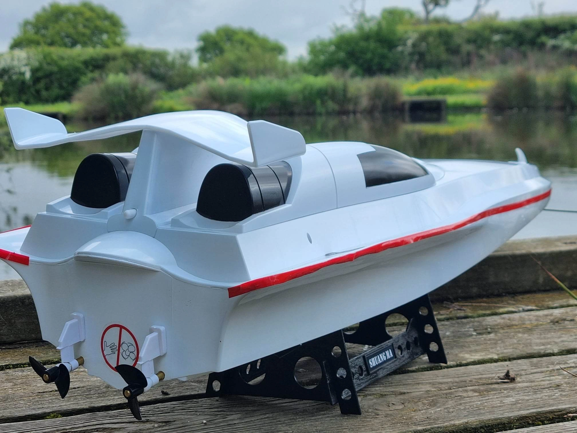 High-Speed SYMA Double Horse Atlantic Sail Yacht RC Race Boat – Ultimate Fun!